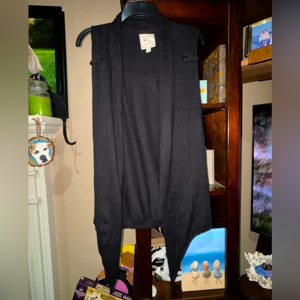 Sleeveless Cardigan, Size-M